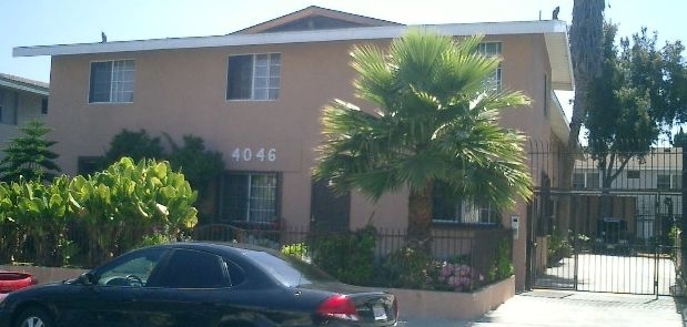 4046 Nicolet Ave in Los Angeles, CA - Building Photo