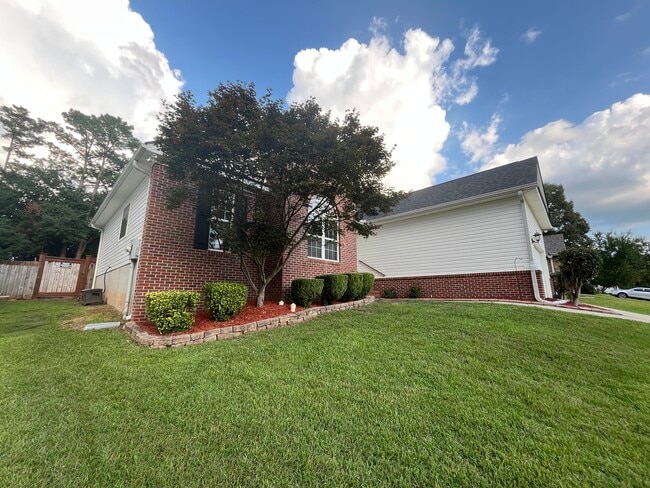 107 Vanessa Dr in Centerville, GA - Building Photo - Building Photo