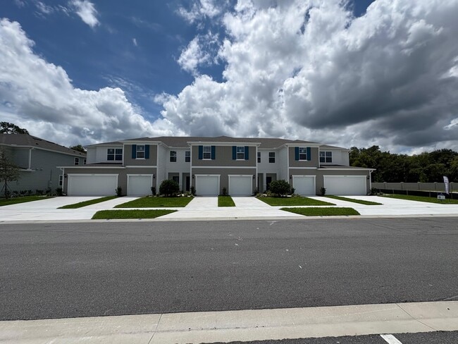 3315 Canyon Bay Pt in Sanford, FL - Foto de edificio - Building Photo