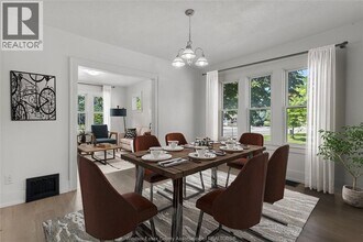 426 Tecumseh Rd W in Windsor, ON - Building Photo - Building Photo