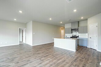 521 Schooner Bay Dr in Lafayette, LA - Foto de edificio - Building Photo