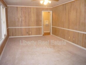 102 Fraser St in Hinesville, GA - Building Photo - Building Photo