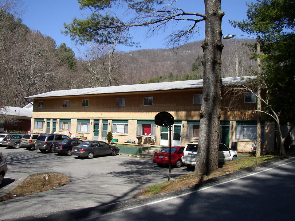 Park Street Apartments in Boone, NC - Building Photo