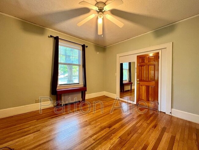 130 Edwin Pl in Asheville, NC - Building Photo - Building Photo