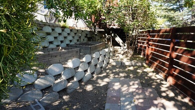 4438 Jasper St, Unit 1/2 in Los Angeles, CA - Building Photo - Building Photo