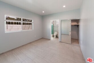 13659 Magnolia Blvd in Sherman Oaks, CA - Building Photo - Building Photo