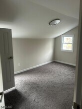 396 Rea Ave in Hawthorne, NJ - Building Photo - Building Photo