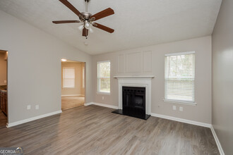 5456 Panola Downs Rd in Lithonia, GA - Building Photo - Building Photo