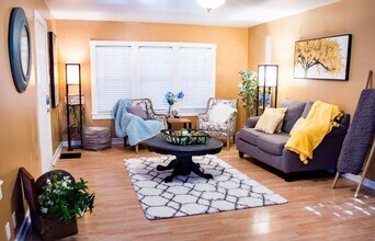 323 S McKinley Ave in Muncie, IN - Building Photo - Building Photo