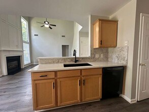 15019 Edindale Dr in Charlotte, NC - Building Photo - Building Photo