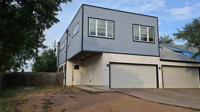 7811 Parliament Pl in Austin, TX - Building Photo - Building Photo