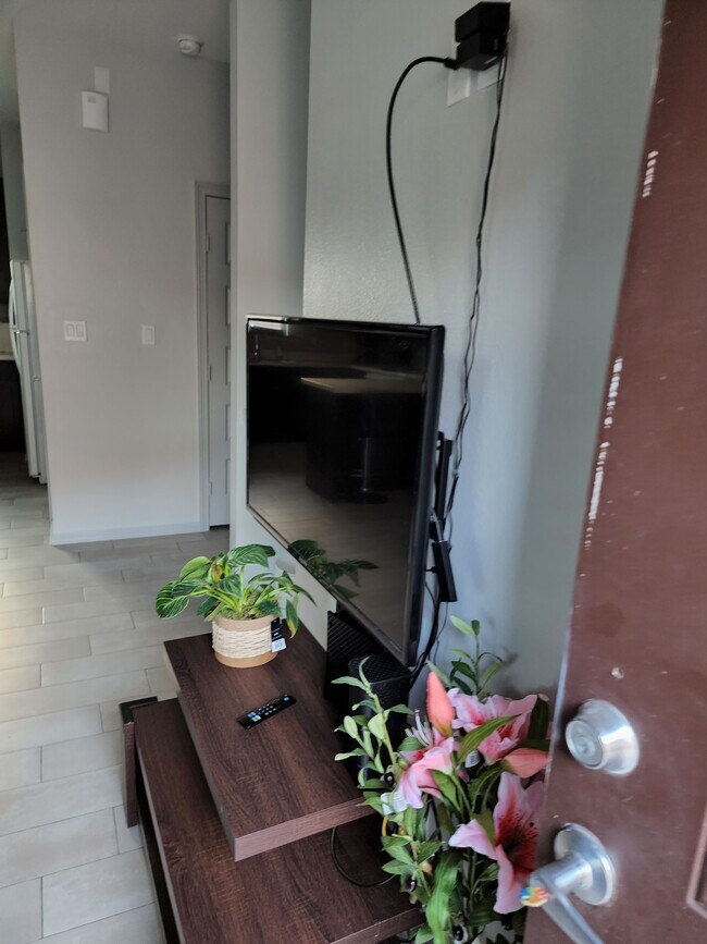 3701 Paola St, Unit 3 in Edinburg, TX - Building Photo - Building Photo