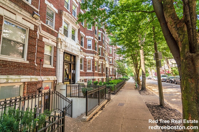 28 Queensberry St in Boston, MA - Building Photo - Building Photo