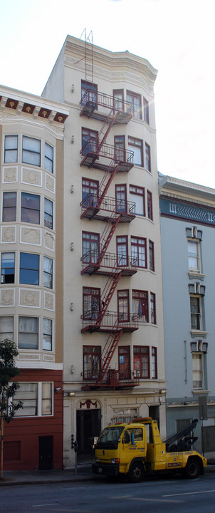 334 Leavenworth St in San Francisco, CA - Building Photo