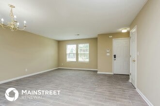 9996 Chariden Dr in Cordova, TN - Building Photo - Building Photo