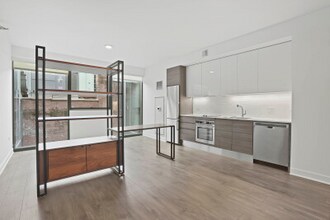 233 W Hubbard St in Chicago, IL - Building Photo - Building Photo