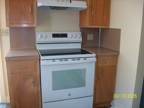 408 S Walsh St, Unit 2E in Garrett, IN - Building Photo - Building Photo