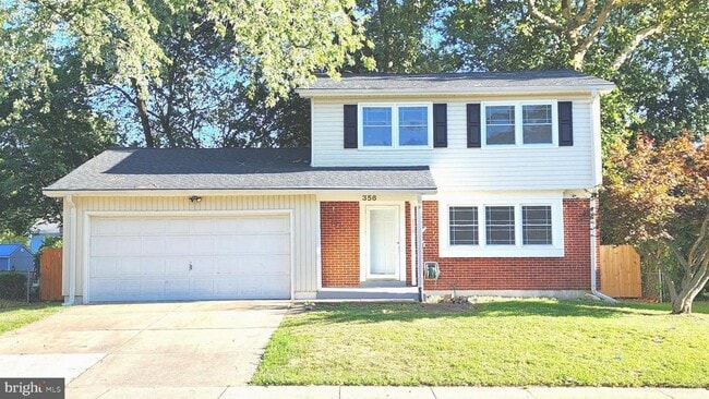 property at 356 Mockingbird Ave