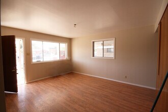5829 Macaw Ave in El Paso, TX - Building Photo - Building Photo