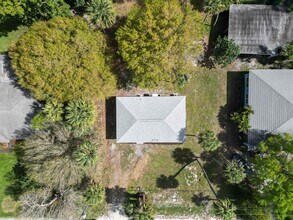 6476 48th Ave in Vero Beach, FL - Building Photo - Building Photo