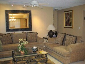 17256 Boca Club Blvd in Boca Raton, FL - Building Photo - Building Photo