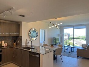 5350 NW 84th Ave in Doral, FL - Building Photo - Building Photo