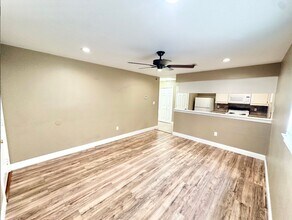 2308 W Hickory St in Denton, TX - Building Photo - Building Photo