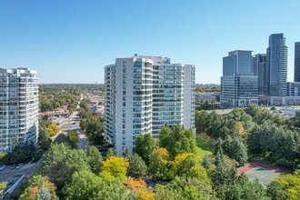 Pallidium in Vaughan, ON - Building Photo - Building Photo