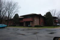 3040 Green Meadow Dr in Appleton, WI - Foto de edificio - Building Photo