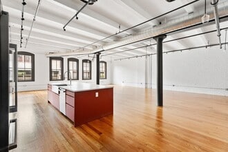 144 Lincoln St in Boston, MA - Building Photo - Building Photo