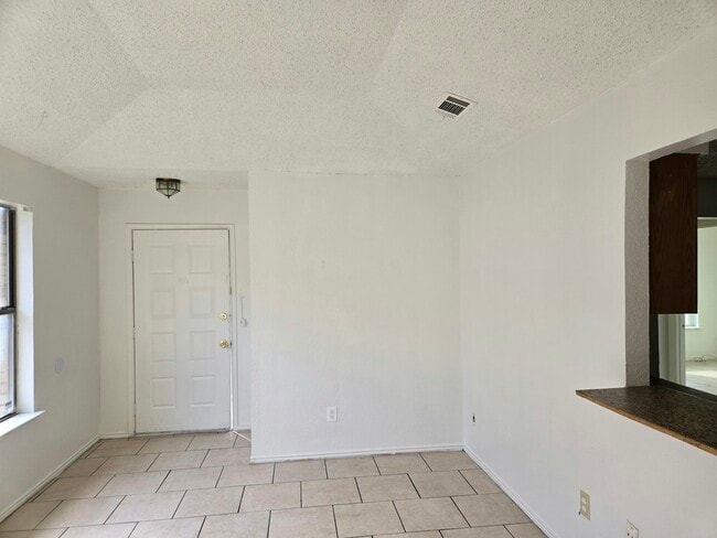 2630 Cottonwood Ln in Balch Springs, TX - Building Photo - Building Photo