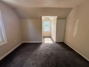 16605 Lotus Dr in Cleveland, OH - Building Photo - Building Photo