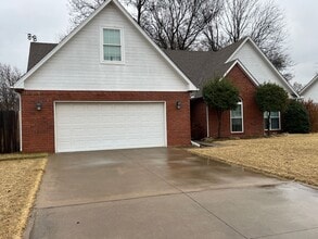 1404 Dexter St in Fort Gibson, OK - Building Photo - Building Photo