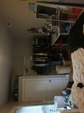 23 St Lukes Rd, Unit 4 in Boston, MA - Foto de edificio - Building Photo