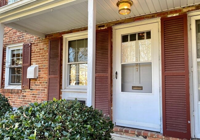 127 Talbott St, Unit 127 in Rockville, MD - Building Photo - Building Photo