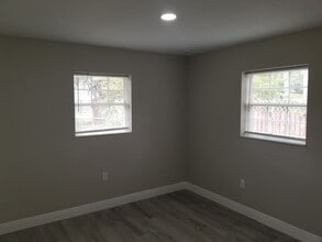 2642-2648 Michigan Ave in Ft. Myers, FL - Foto de edificio - Building Photo