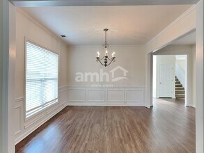 3802 Uppark Dr in Atlanta, GA - Building Photo - Building Photo