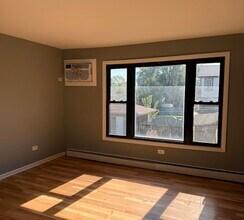 7719 Roberts Rd in Bridgeview, IL - Building Photo - Building Photo