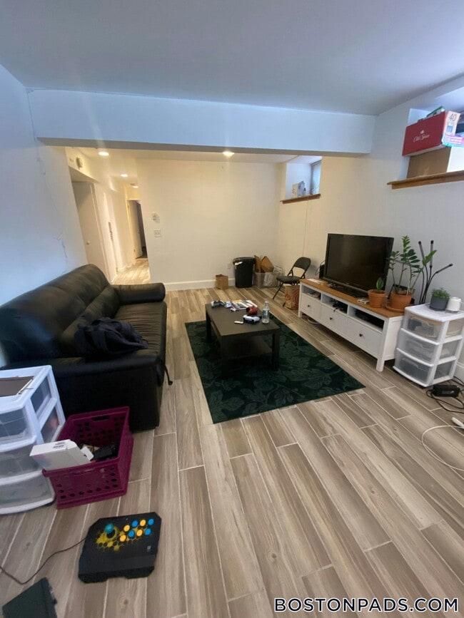 776 Columbus Ave, Unit 1 in Boston, MA - Building Photo - Building Photo