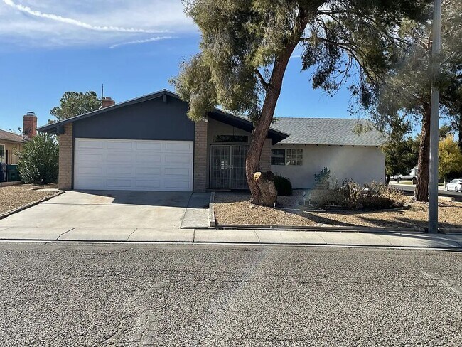 property at 337 Peg St