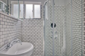 2913 Filbert St, Unit 2917 in Emeryville, CA - Building Photo - Building Photo