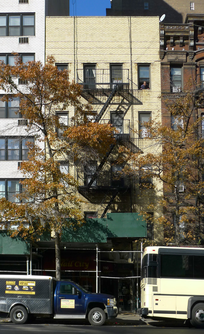 590 Third Ave in New York, NY - Foto de edificio - Building Photo