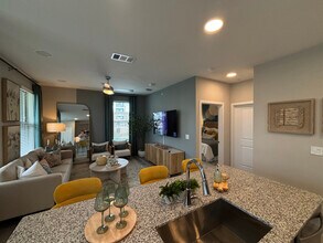 502 Commercial Lp in San Marcos, TX - Building Photo - Building Photo