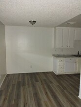 38290 5th St E in Palmdale, CA - Building Photo - Building Photo