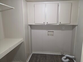 8047 Mariner St in Jacksonville, FL - Building Photo - Building Photo