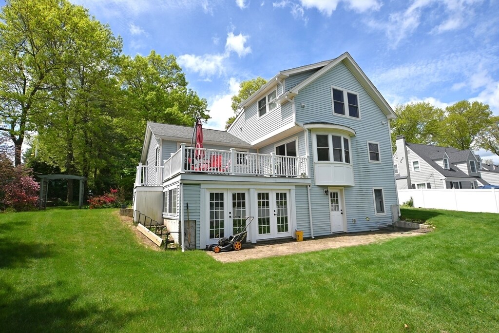 170 Coney St in Walpole, MA - Building Photo