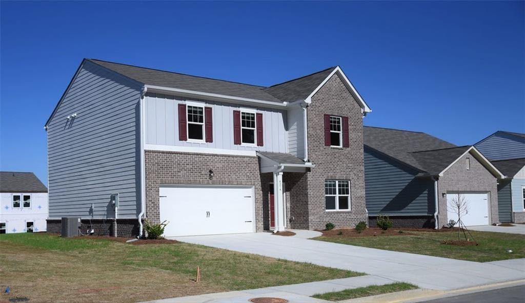 4374 Kendrick Cir in Loganville, GA - Building Photo