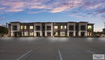 165 Ruben Torres SR Blvd, Unit A7 in Brownsville, TX - Building Photo