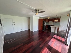 95-021 Kuahelani Ave in Mililani, HI - Building Photo - Building Photo