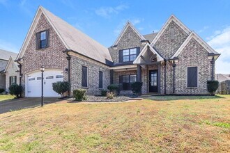 30 Whispering Creek Dr in Oakland, TN - Building Photo - Building Photo